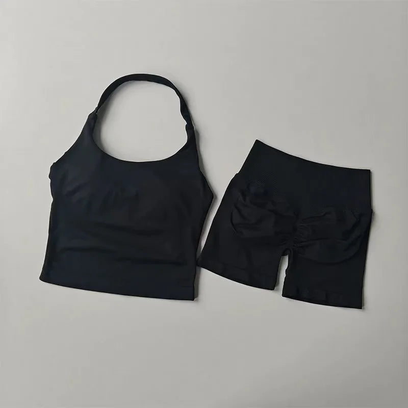 Women‘s Seamless Yoga Set 2 Piece Halter Backless Sports Bra High Waist Scrunch Butt Shorts Workout Gym Clothes Activewear