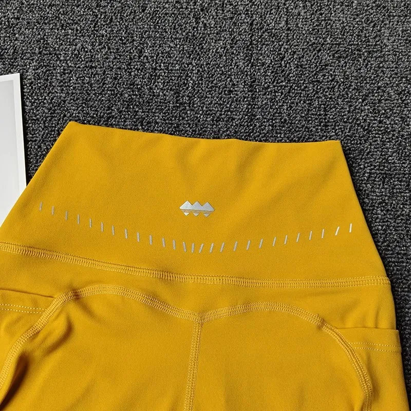 High Waist Women's Sports Yoga Shorts Quick Drying Hip Lift Fitness Running Cycling 3-Point
