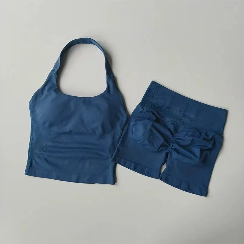 Women‘s Seamless Yoga Set 2 Piece Halter Backless Sports Bra High Waist Scrunch Butt Shorts Workout Gym Clothes Activewear