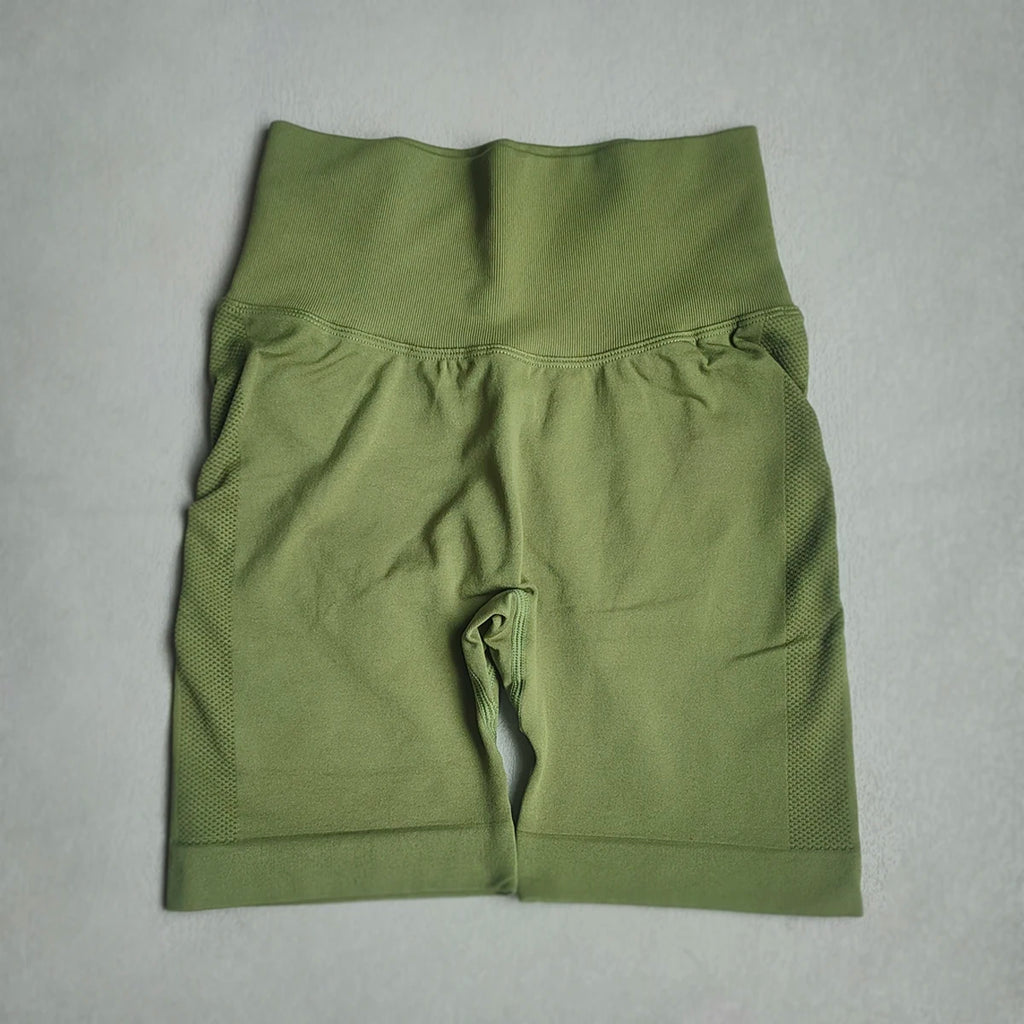 Yoga Shorts Women Sports Shorts Seamless Gym Workout Shorts High Waist Push Up Fitness Sports Shorts Cycling Shorts